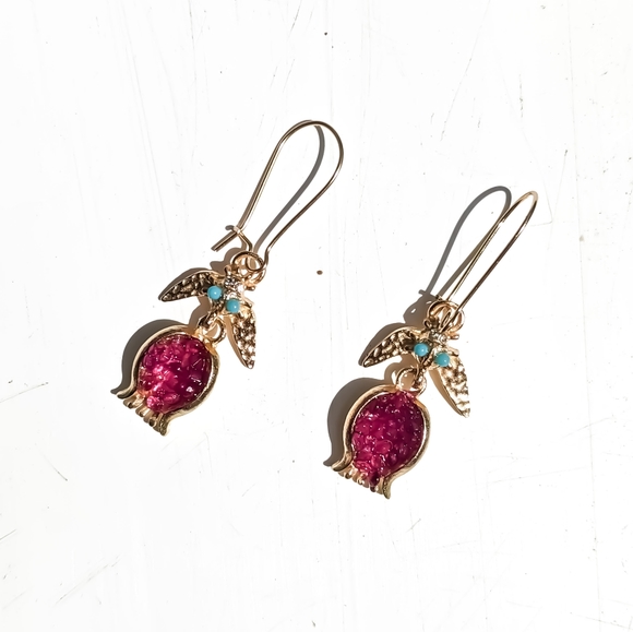 Luxurious Gold Pomegranate Earrings - Picture 13 of 13